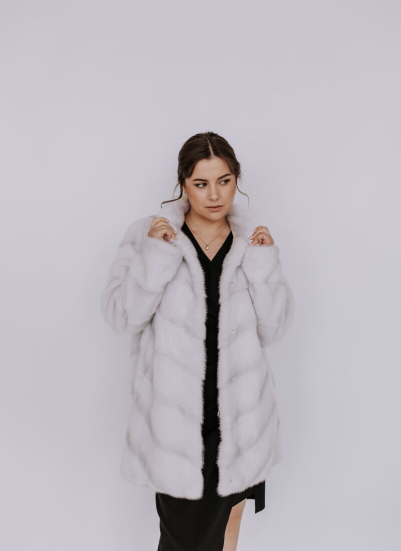 Women's fur jacket - model photo